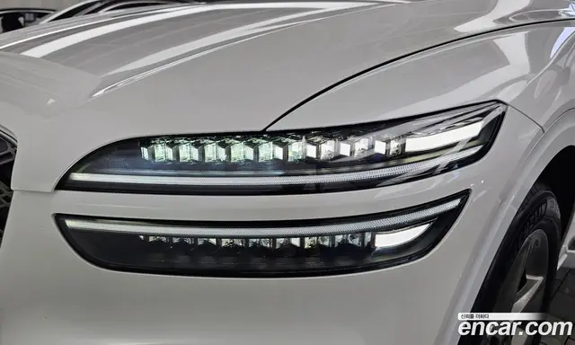 Genesis GV70 2024 2.5 автомат (гидро), миниатюра 8