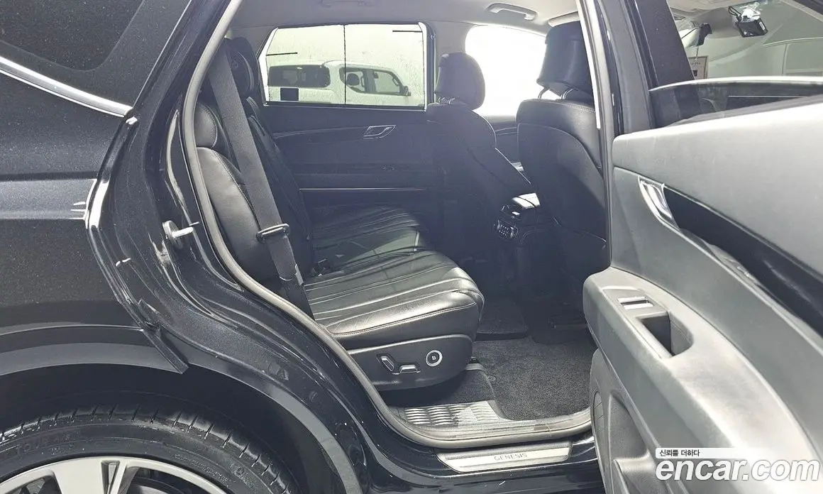 Genesis GV80 2020 3.5 автомат (гидро), фото 17 Genesis GV80 2020 3.5 автомат (гидро), фото 17