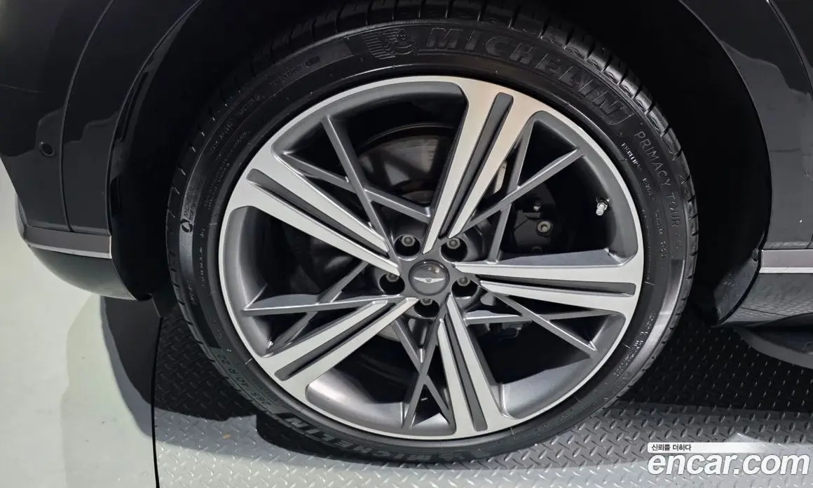 Genesis GV80 2023 2.5 автомат (гидро), фото 5 Genesis GV80 2023 2.5 автомат (гидро), фото 5
