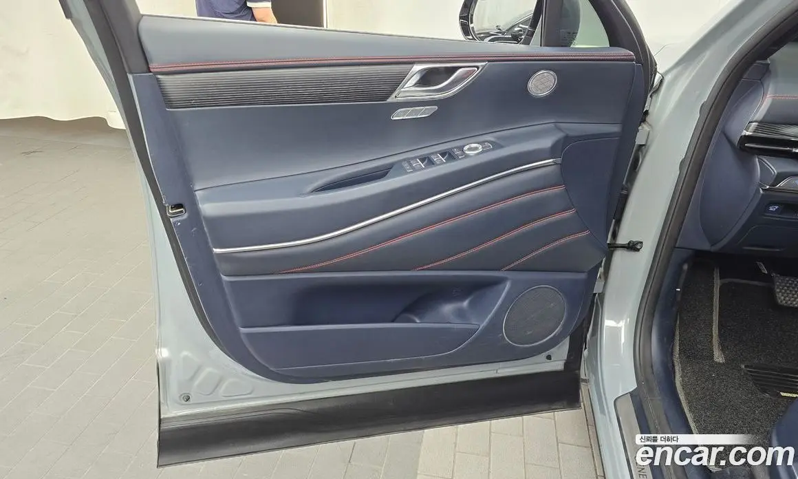 Genesis GV80 2024 2.5 автомат (гидро), фото 14 Genesis GV80 2024 2.5 автомат (гидро), фото 14