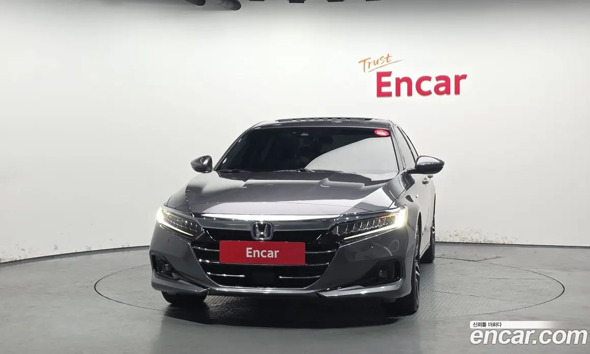 Honda Accord 2022 2.0 автомат (гидро), фото 3