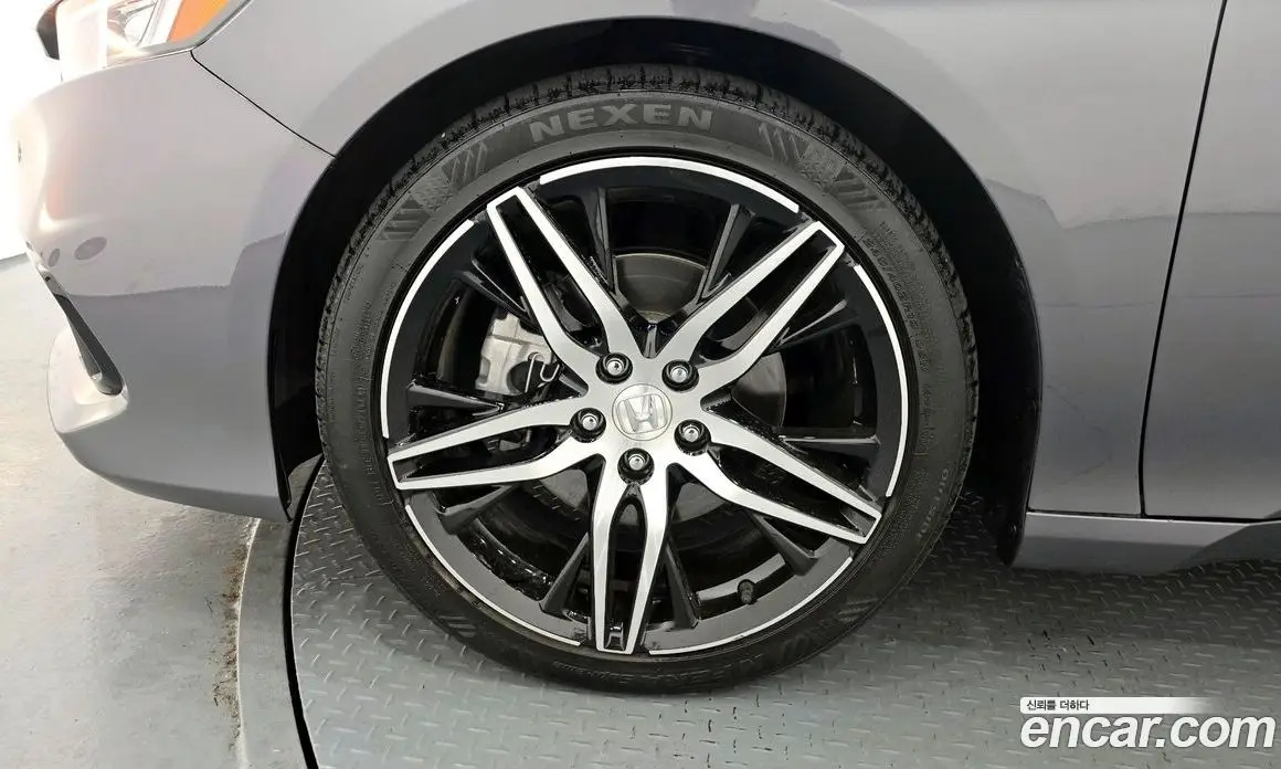 Honda Accord 2022 2.0 автомат (гидро), фото 5