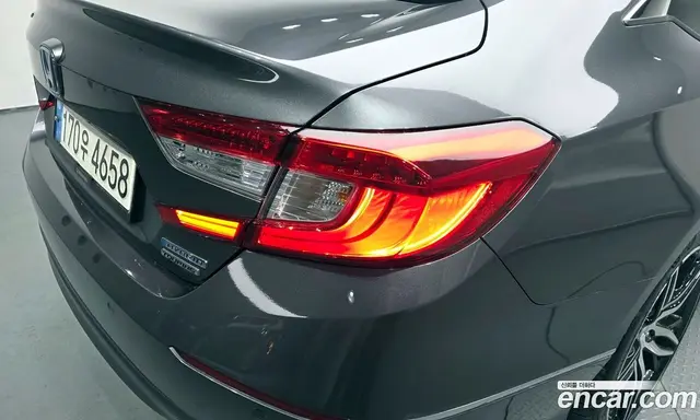 Honda Accord 2022 2.0 автомат (гидро), миниатюра 9