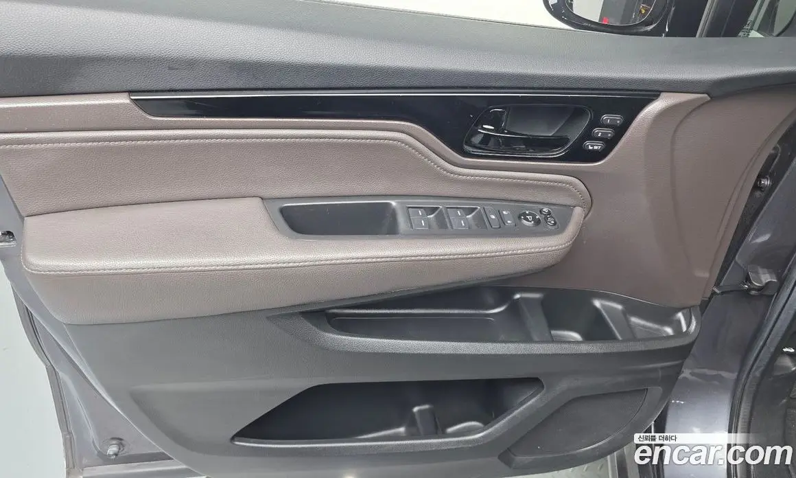 Honda Odyssey 2019 3.5 автомат (гидро), фото 14