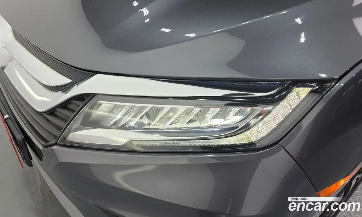 Honda Odyssey 2019 3.5 автомат (гидро), фото 8