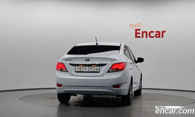 Hyundai Accent 2019 1.4 автомат (гидро), миниатюра 3 Hyundai Accent 2019 1.4 автомат (гидро), миниатюра 3