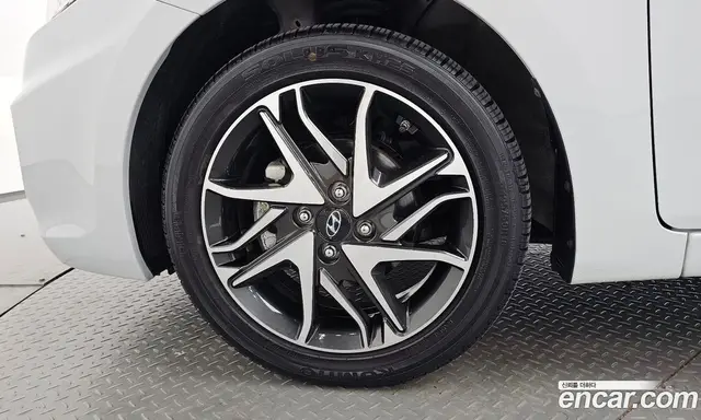 Hyundai Accent 2019 1.4 автомат (гидро), миниатюра 4 Hyundai Accent 2019 1.4 автомат (гидро), миниатюра 4