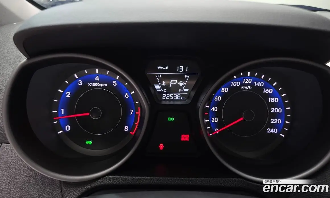 Hyundai Avante 2014 1.6 автомат (гидро), фото 11