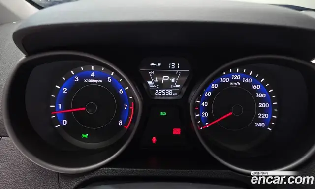 Hyundai Avante 2014 1.6 автомат (гидро), миниатюра 11