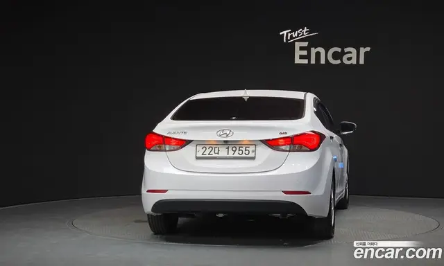 Hyundai Avante 2014 1.6 автомат (гидро), миниатюра 4
