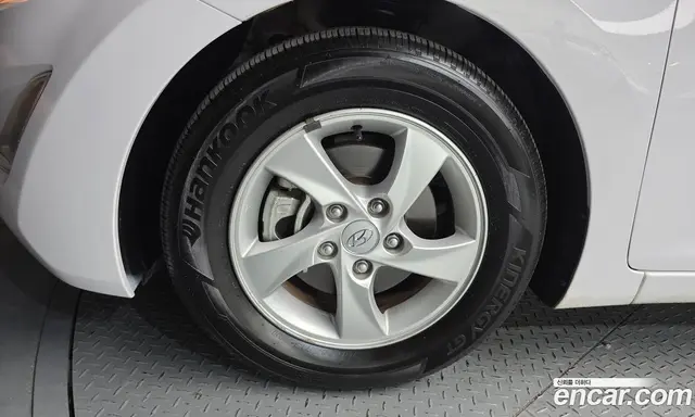 Hyundai Avante 2014 1.6 автомат (гидро), миниатюра 5