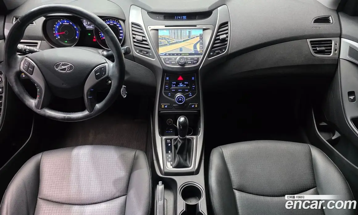 Hyundai Avante 2014 1.6 автомат (гидро), фото 10