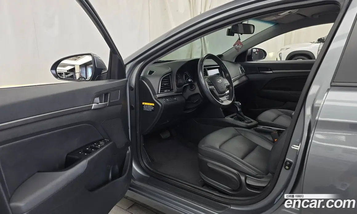 Hyundai Avante 2015 1.6 автомат (гидро), фото 13 Hyundai Avante 2015 1.6 автомат (гидро), фото 13