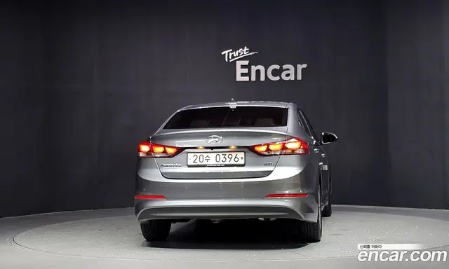 Hyundai Avante 2015 1.6 автомат (гидро), миниатюра 4 Hyundai Avante 2015 1.6 автомат (гидро), миниатюра 4