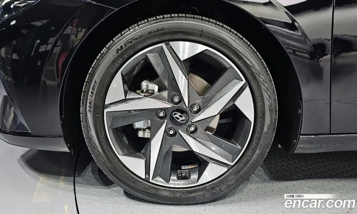 Hyundai Avante 2020 1.6 автомат (гидро), фото 5