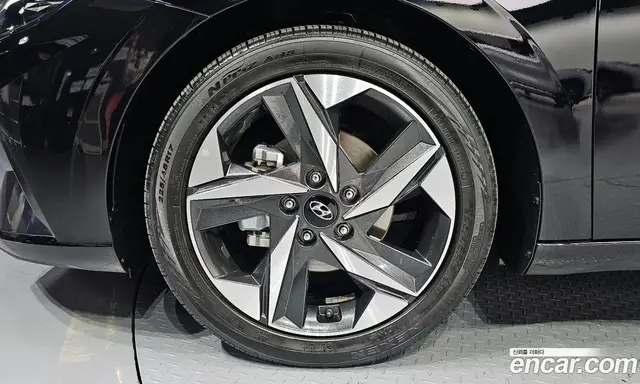 Hyundai Avante 2020 1.6 автомат (гидро), миниатюра 5