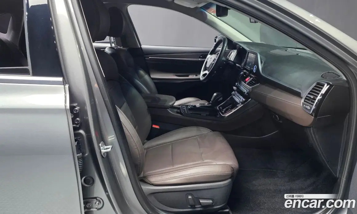 Hyundai Grandeur 2017 2.4 автомат (гидро), фото 17