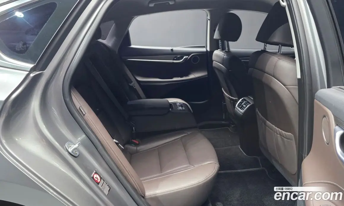 Hyundai Grandeur 2017 2.4 автомат (гидро), фото 18