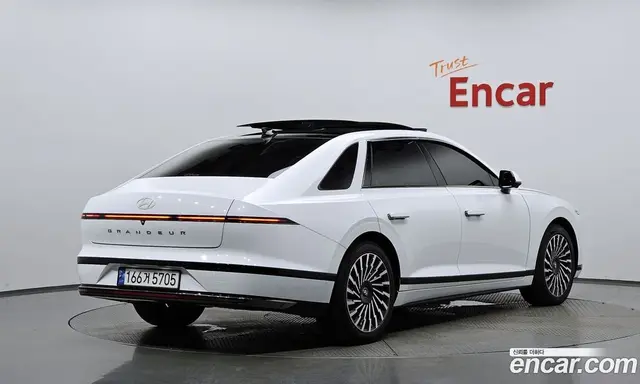 Hyundai Grandeur 2023 1.6 автомат (гидро), миниатюра 2