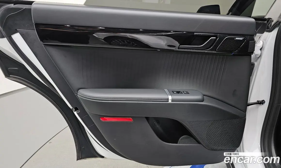Hyundai Grandeur 2023 1.6 автомат (гидро), фото 15