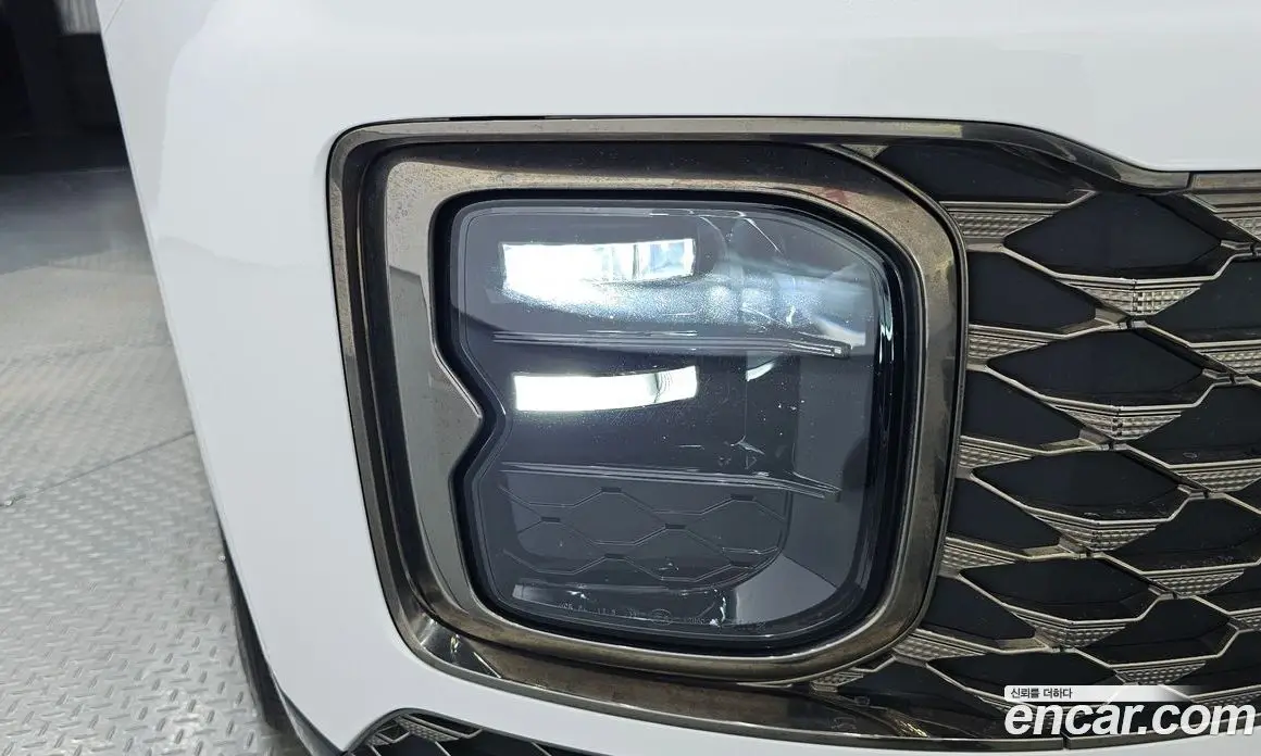 Hyundai Grandeur 2023 1.6 автомат (гидро), фото 8