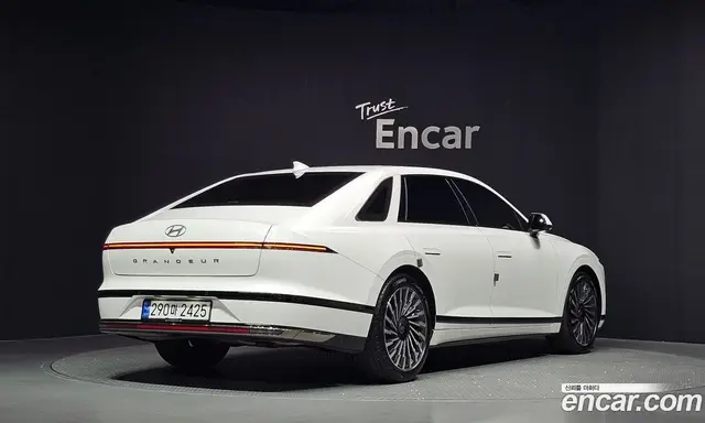 Hyundai Grandeur 2023 2.5 автомат (гидро), миниатюра 2 Hyundai Grandeur 2023 2.5 автомат (гидро), миниатюра 2