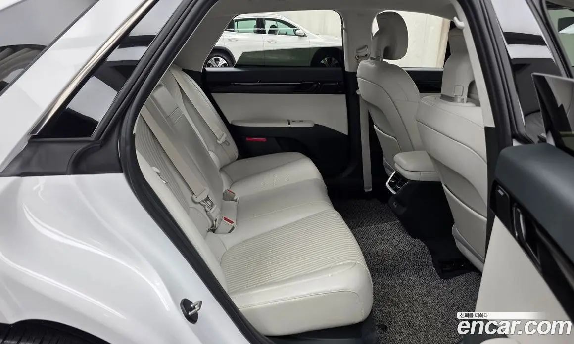 Hyundai Grandeur 2023 2.5 автомат (гидро), фото 18 Hyundai Grandeur 2023 2.5 автомат (гидро), фото 18