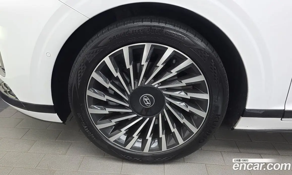 Hyundai Grandeur 2023 2.5 автомат (гидро), фото 5 Hyundai Grandeur 2023 2.5 автомат (гидро), фото 5