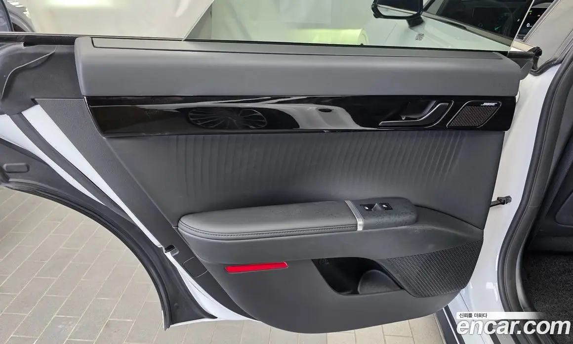 Hyundai Grandeur 2025 1.6 автомат (гидро), фото 15 Hyundai Grandeur 2025 1.6 автомат (гидро), фото 15