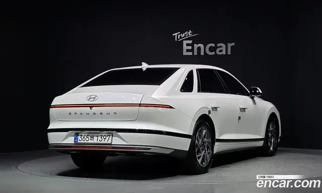 Hyundai Grandeur, 2026, 2 209 км