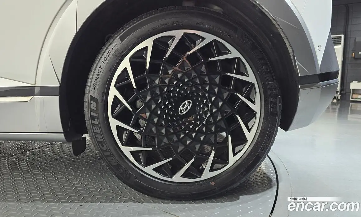 Hyundai Ioniq 5 2022 0.1 автомат (гидро), фото 7