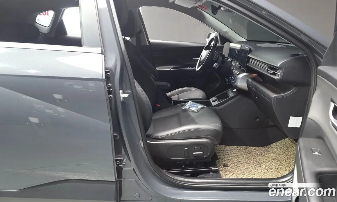 Hyundai Kona 2023 1.6 автомат (гидро), фото 16 Hyundai Kona 2023 1.6 автомат (гидро), фото 16