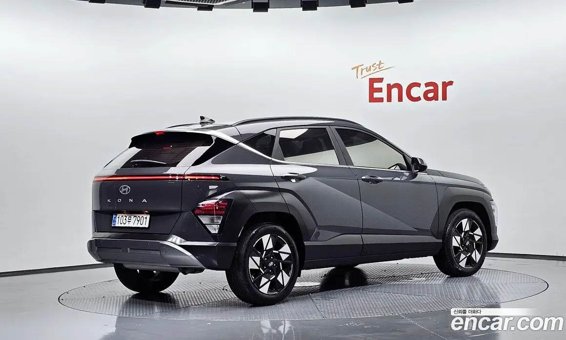 Hyundai Kona 2024 1.6 автомат (гидро), фото 1 Hyundai Kona 2024 1.6 автомат (гидро), фото 1