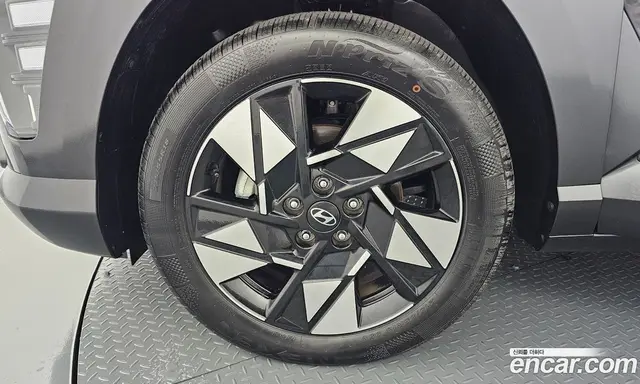 Hyundai Kona 2024 1.6 автомат (гидро), миниатюра 4 Hyundai Kona 2024 1.6 автомат (гидро), миниатюра 4