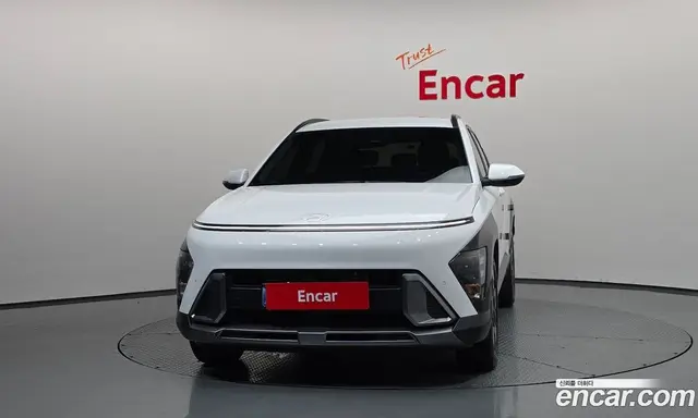 Hyundai Kona 2025 1.6 автомат (гидро), миниатюра 3
