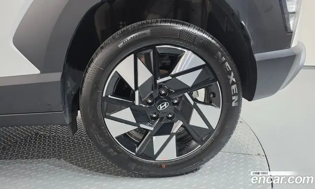 Hyundai Kona 2025 1.6 автомат (гидро), миниатюра 7