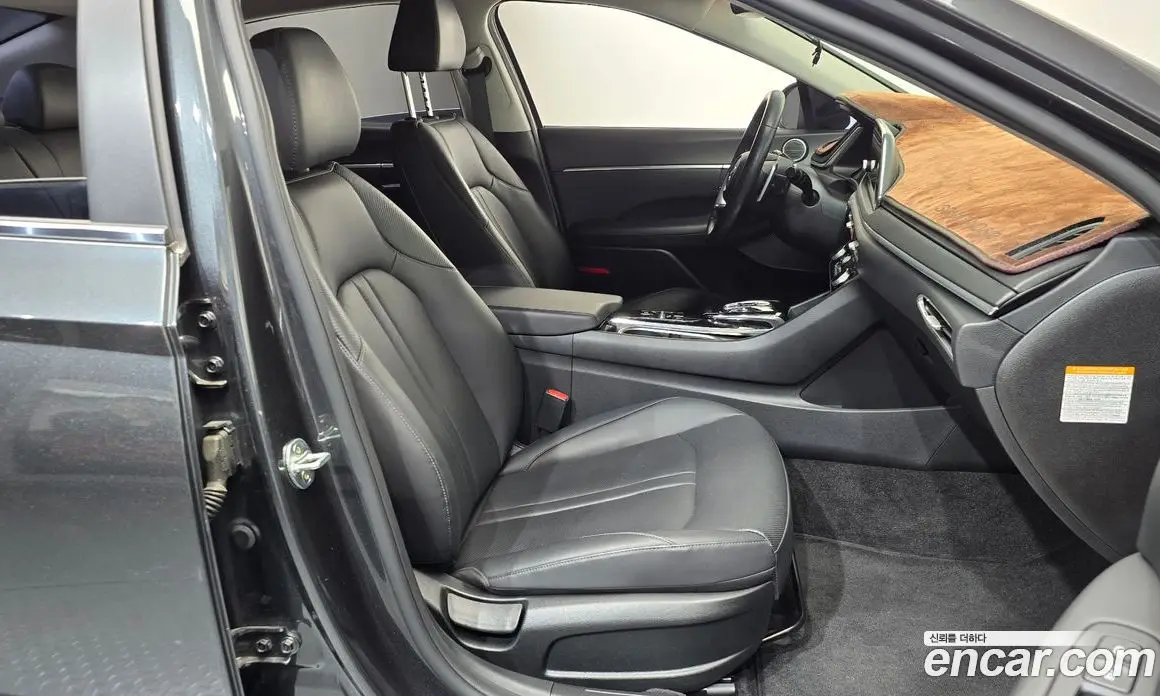 Hyundai Sonata 2020 2.0 автомат (гидро), фото 16 Hyundai Sonata 2020 2.0 автомат (гидро), фото 16