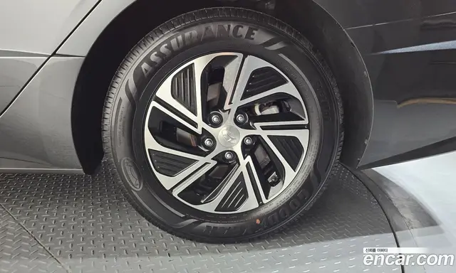 Hyundai Sonata 2020 2.0 автомат (гидро), миниатюра 7 Hyundai Sonata 2020 2.0 автомат (гидро), миниатюра 7