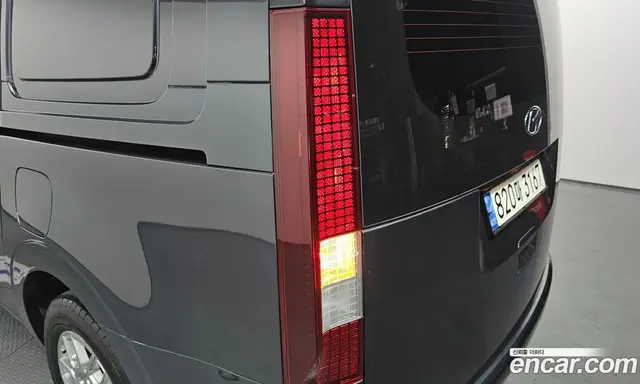 Hyundai Staria 2022 2.2 автомат (гидро), миниатюра 9