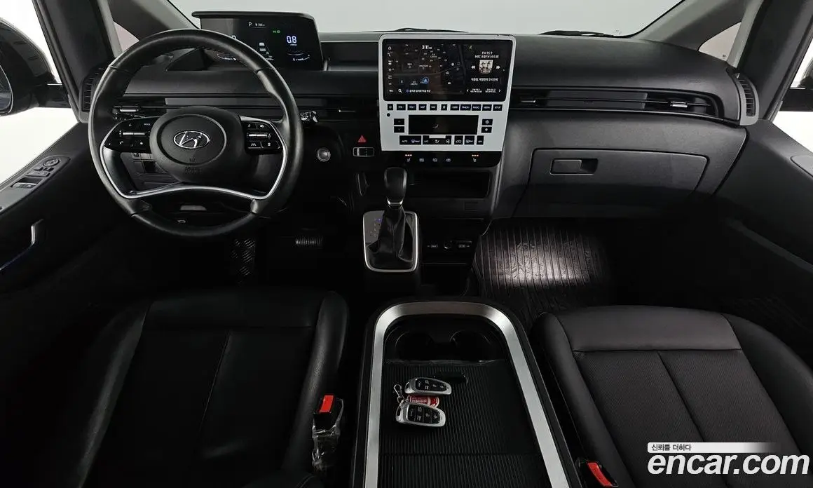 Hyundai Staria 2022 2.2 автомат (гидро), фото 10