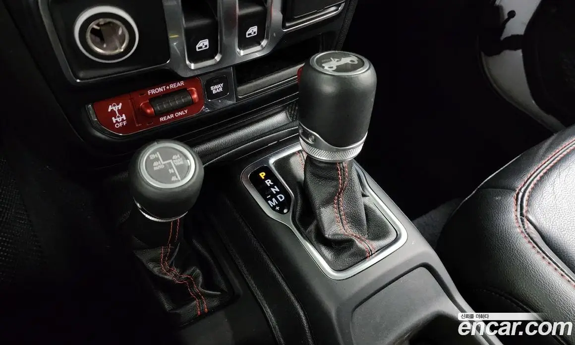 Jeep Wrangler 2019 2.0 автомат (гидро), фото 12