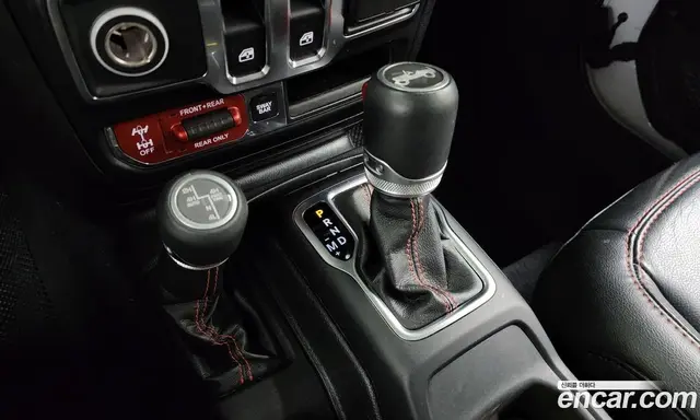 Jeep Wrangler 2019 2.0 автомат (гидро), миниатюра 12
