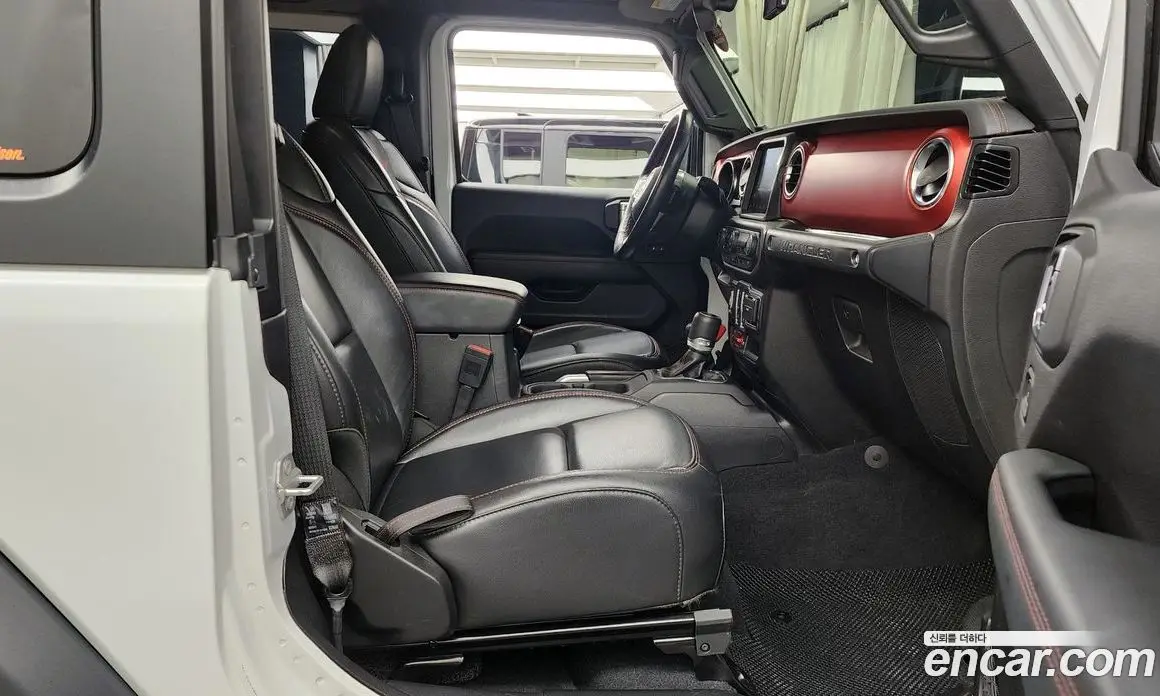 Jeep Wrangler 2019 2.0 автомат (гидро), фото 17