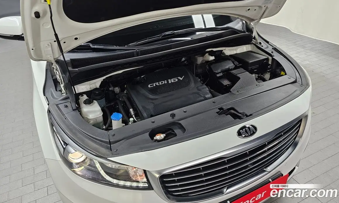 Kia Carnival 2017 2.2 автомат (гидро), фото 6 Kia Carnival 2017 2.2 автомат (гидро), фото 6