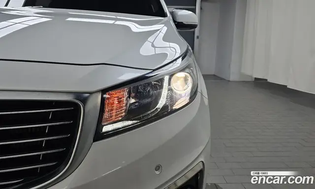 Kia Carnival 2017 2.2 автомат (гидро), миниатюра 8 Kia Carnival 2017 2.2 автомат (гидро), миниатюра 8