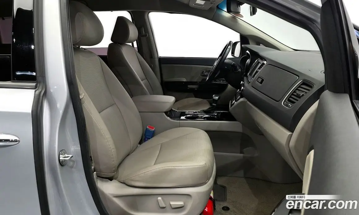 Kia Carnival 2020 2.2 автомат (гидро), фото 16