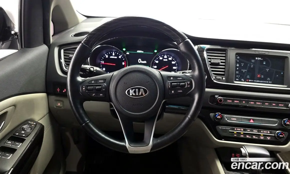 Kia Carnival 2020 2.2 автомат (гидро), фото 20
