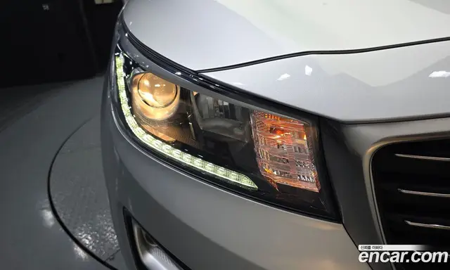 Kia Carnival 2020 2.2 автомат (гидро), миниатюра 8