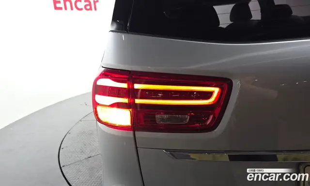 Kia Carnival 2020 2.2 автомат (гидро), миниатюра 9