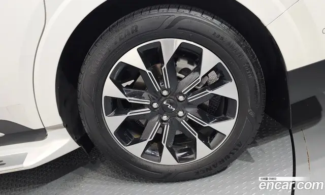 Kia Carnival 2023 3.5 автомат (гидро), миниатюра 7 Kia Carnival 2023 3.5 автомат (гидро), миниатюра 7